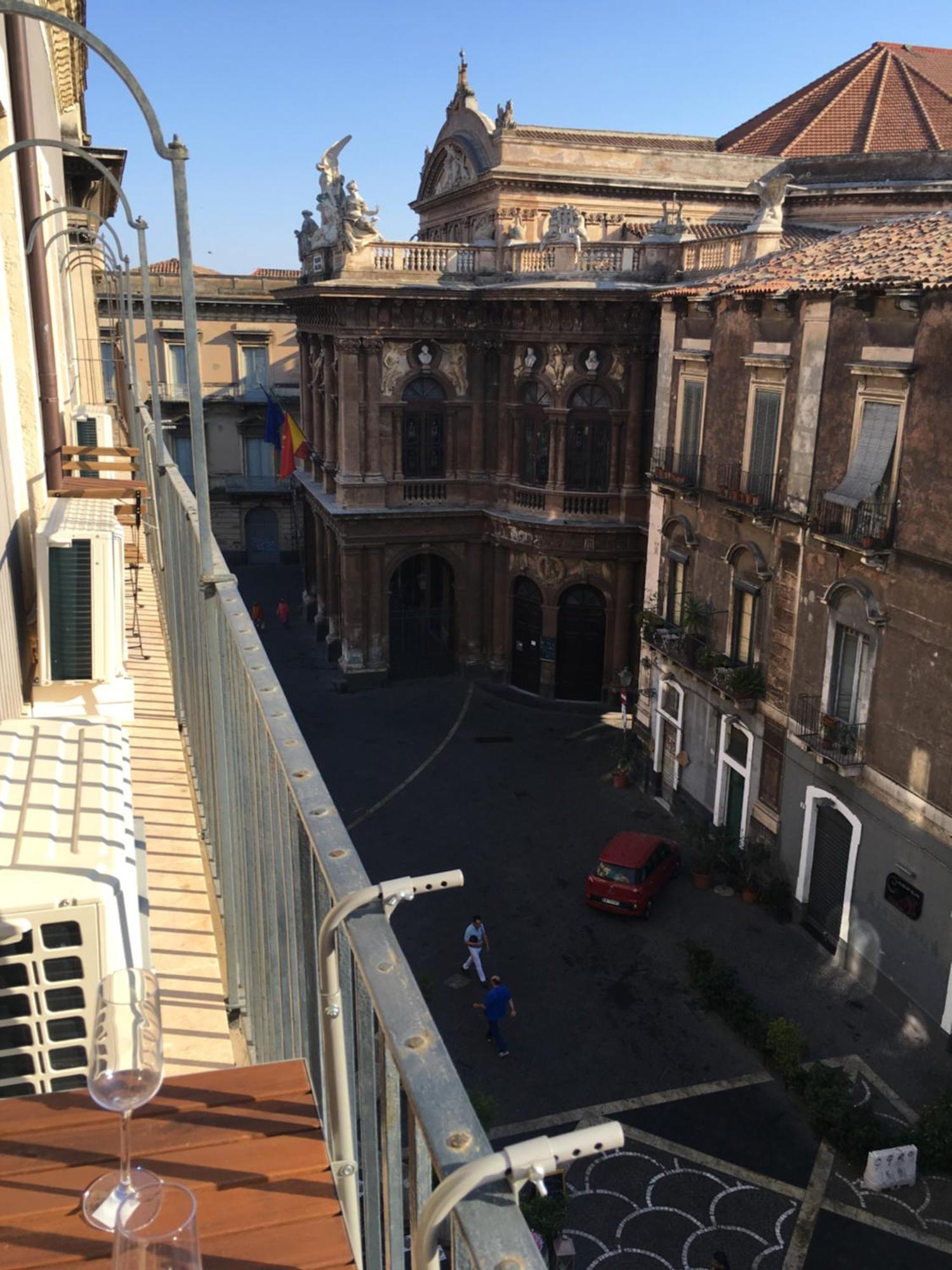 Wonderful Teatro Massimo Bellini Apartment คาตาเนีย ภายนอก รูปภาพ