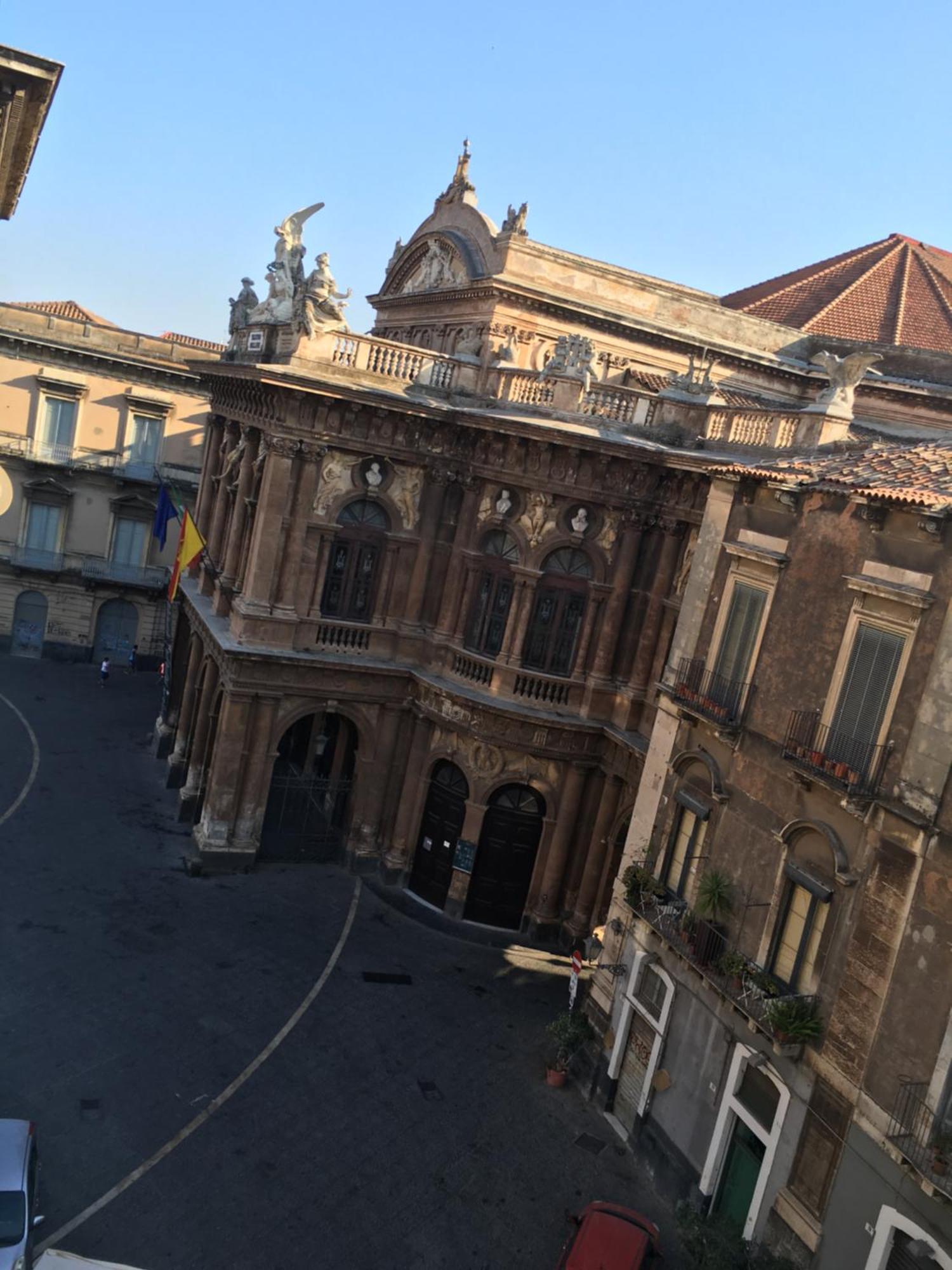 Wonderful Teatro Massimo Bellini Apartment คาตาเนีย ภายนอก รูปภาพ